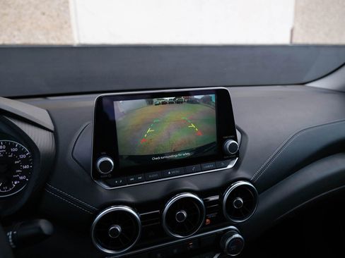 Used 2023 Nissan Sentra SV image 39