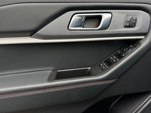 New 2026 Ford Explorer ST-Line w/ ST-Line Street Pack image 10