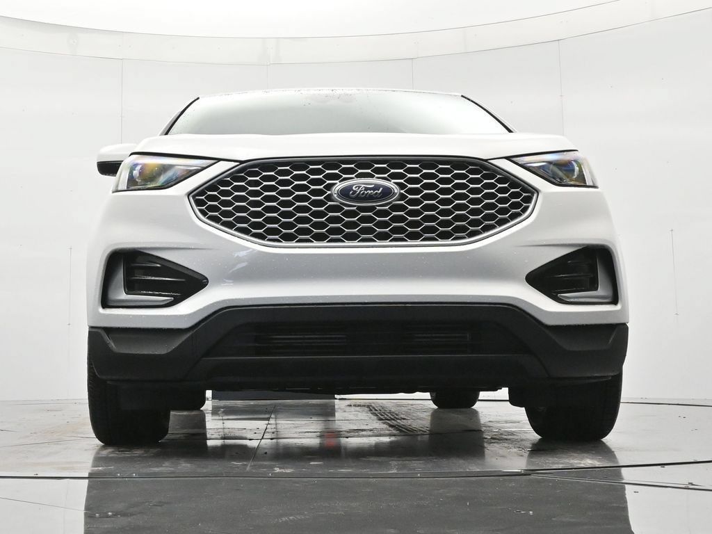 Used 2024 Ford Edge SEL AWD/4WD image 37