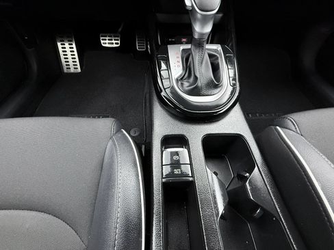 Used 2023 Kia Forte GT-Line w/ GT-Line Technology Package FWD image 24