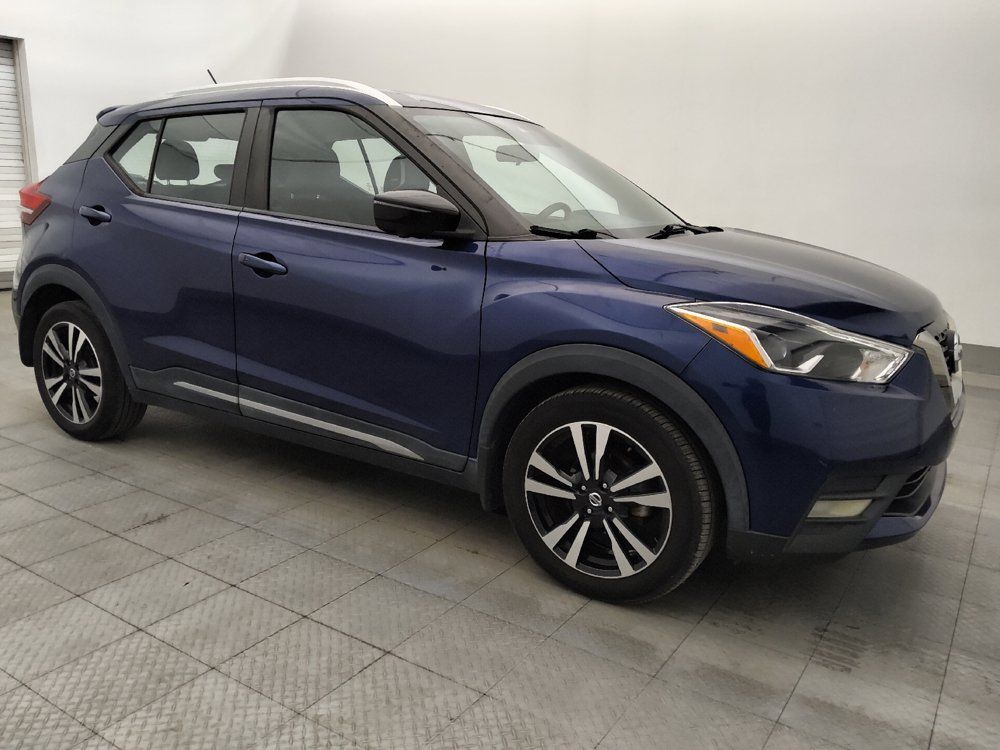 Used 2020 Nissan Kicks SR w/ SR Premium Package FWD image 11