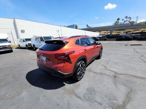 Used 2024 Chevrolet Trax RS w/ Driver Confidence Package FWD image 8