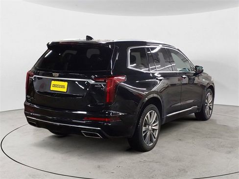 Used 2020 Cadillac XT6 Premium Luxury image 5