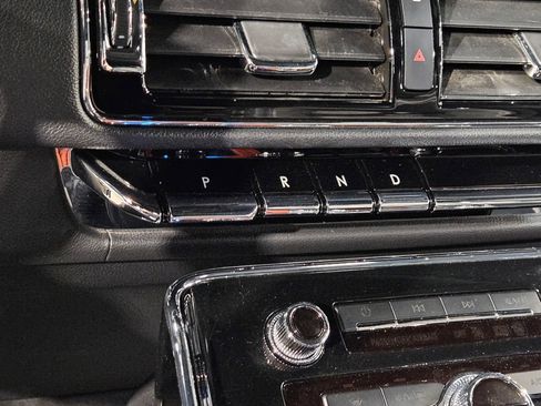 Used 2024 Lincoln Navigator Reserve image 32