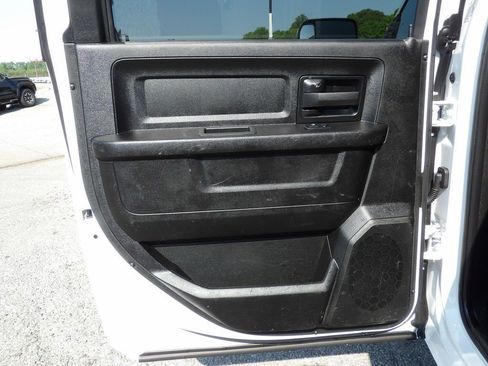 Used 2022 RAM 3500 Tradesman w/ Chrome Appearance Group AWD/4WD image 29