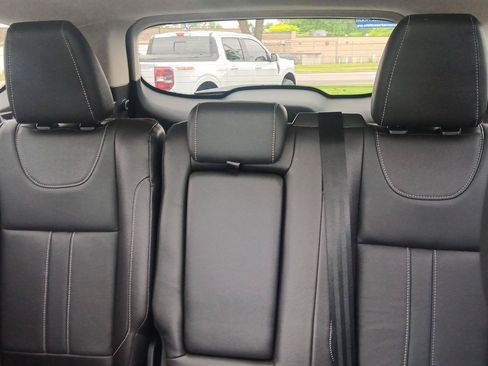 Used 2013 Ford Escape Titanium w/ Parking Technology Pkg AWD/4WD image 15