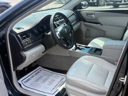 Used 2016 Toyota Camry XLE w/ Moonroof Package FWD image 10