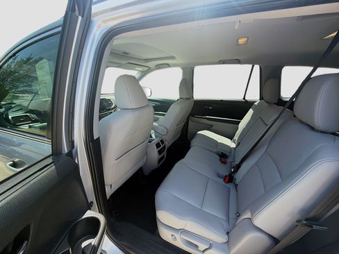 Certified 2022 Honda Pilot Special Edition image 24