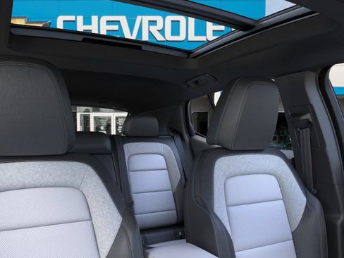 New 2026 Chevrolet Equinox EV LT w/ Convenience Package II AWD/4WD image 28