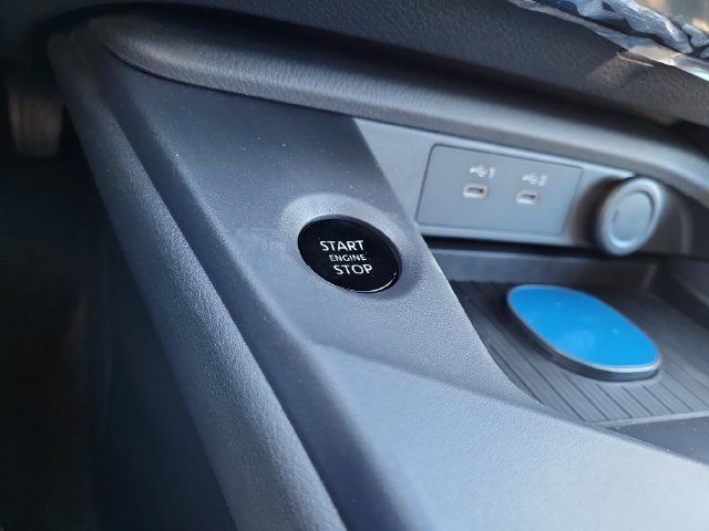 New 2027 Nissan Sentra SR w/ Floor Mat Package FWD image 32