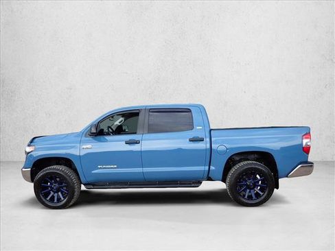 Used 2019 Toyota Tundra SR5 w/ SR5 Upgrade Package AWD/4WD image 2