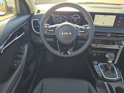 New 2026 Kia Seltos EX image 15