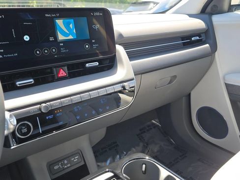 Used 2025 Hyundai Ioniq 5 Limited AWD/4WD image 35