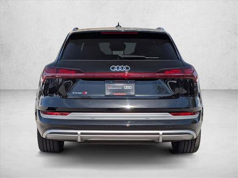 Certified 2023 Audi e-tron S Prestige w/ Prestige Package AWD/4WD image 7