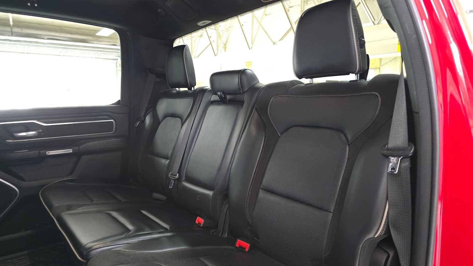Used 2023 RAM 1500 Laramie AWD/4WD image 17