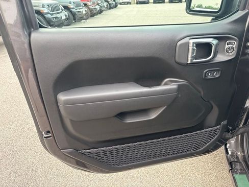 New 2026 Jeep Wrangler Sport AWD/4WD image 18