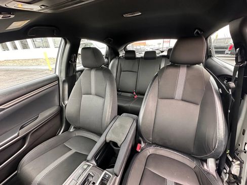 Used 2019 Honda Civic Sport image 14