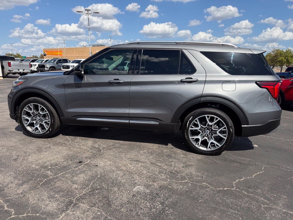 Used 2025 Ford Explorer Platinum w/ Ultimate Package AWD/4WD image 12