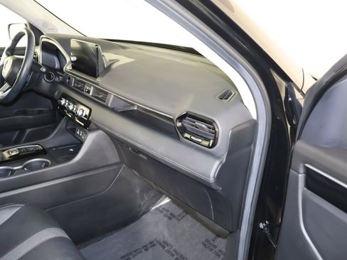 Certified 2025 Honda Pilot Touring image 42