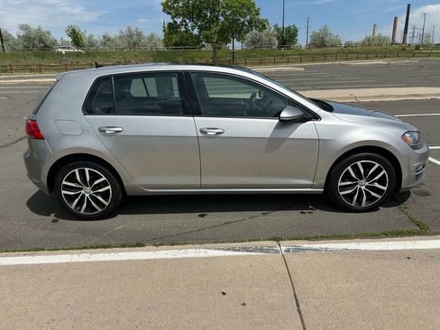 Used 2016 Volkswagen Golf SE w/ Lighting Package image 4