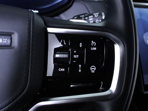 Used 2024 Land Rover Range Rover Sport SE image 24