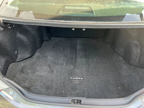 Used 2014 Toyota Camry LE image 34