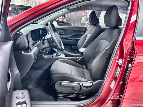 Used 2026 Hyundai Kona SEL Sport FWD image 11