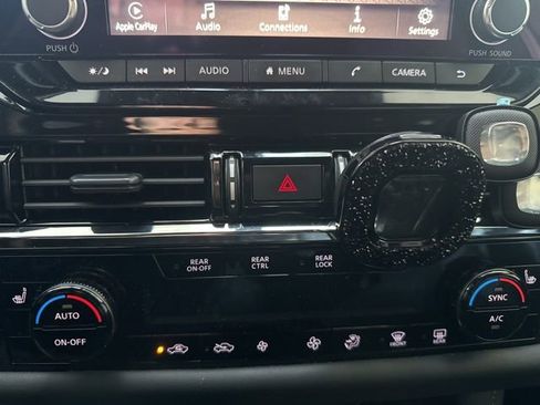 Used 2025 Nissan Pathfinder Rock Creek image 16