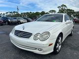 Used 2005 Mercedes-Benz CLK 320 Coupe image 2