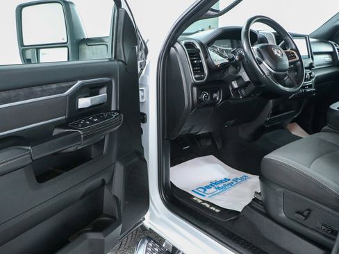 Used 2024 RAM 3500 Big Horn image 4