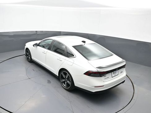 Certified 2023 Honda Accord Sport image 39