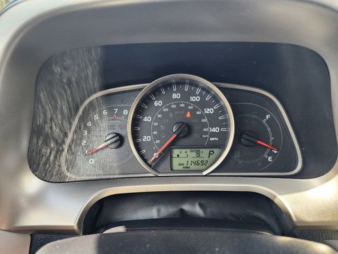 Used 2014 Toyota RAV4 LE image 11