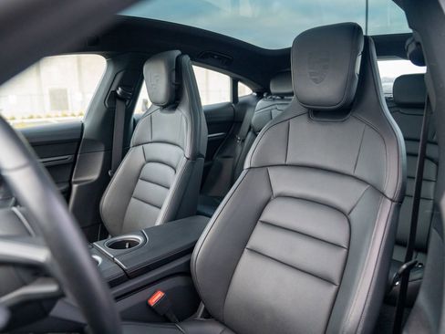 Certified 2025 Porsche Taycan AWD/4WD image 5