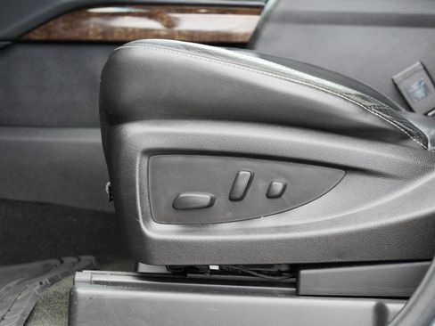 Used 2018 Chevrolet Tahoe LT image 15