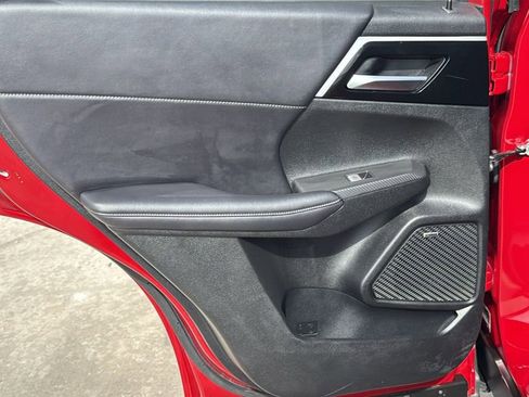Used 2025 Mitsubishi Outlander SE AWD/4WD image 16