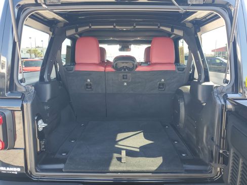 Used 2024 Jeep Wrangler Unlimited Rubicon 392 image 9