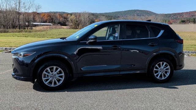 Used 2025 MAZDA CX-5 AWD 2.5 S w/ Preferred Package image 5