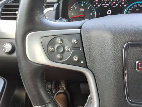 Used 2017 GMC Yukon XL SLT RWD image 28