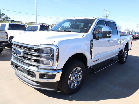 New 2026 Ford F250 King Ranch w/ Chrome Package AWD/4WD image 11