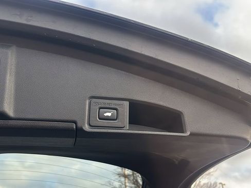 Used 2024 Acura RDX w/ Technology Package image 36