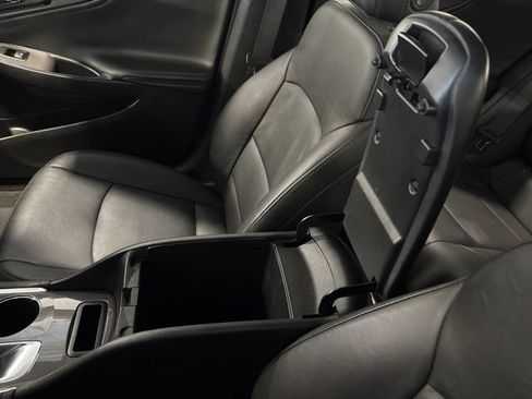 Used 2020 Chevrolet Malibu LT w/ Leather Package FWD image 27