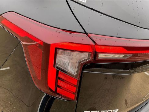 Certified 2024 Kia Seltos S image 30