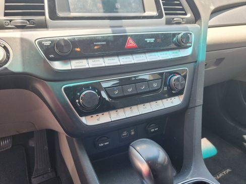Used 2018 Hyundai Sonata SEL FWD image 23