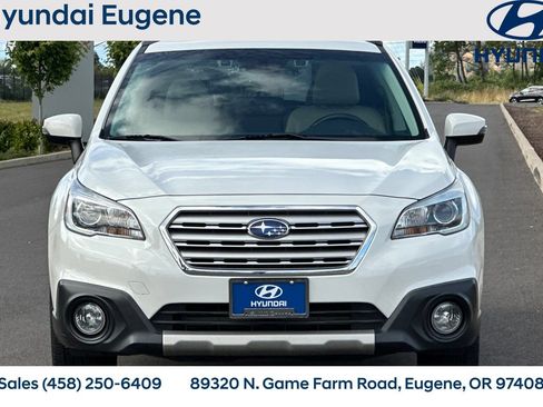 Used 2017 Subaru Outback 3.6R Limited AWD/4WD image 10