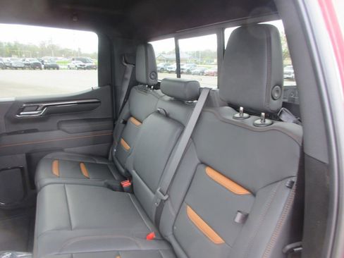 New 2026 GMC Sierra 1500 AT4 w/ AT4 Premium Package AWD/4WD image 16
