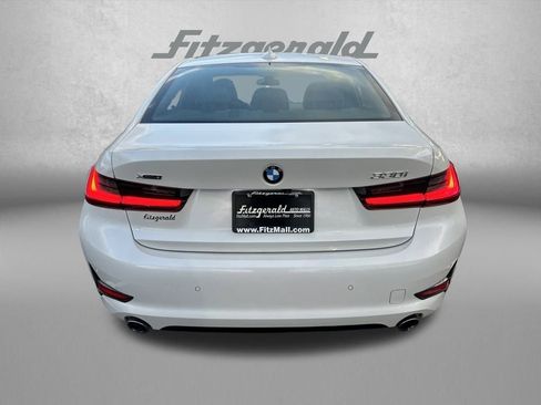 Used 2022 BMW 330i xDrive Sedan w/ Premium Package 2 image 6