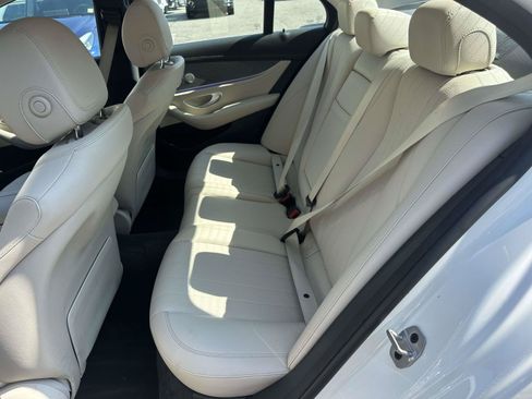 Used 2021 Mercedes-Benz E 350 4MATIC Sedan image 19