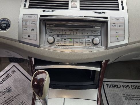 Used 2008 Toyota Avalon Limited FWD image 21