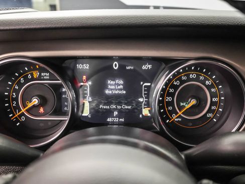 Used 2020 Jeep Gladiator Sport w/ Quick Order Package 24S image 13