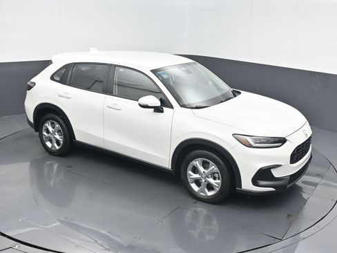 Certified 2025 Honda HR-V LX image 27